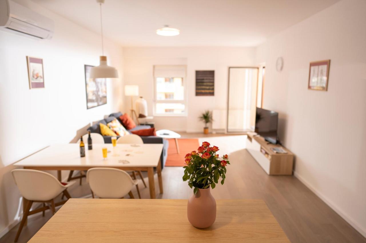 Apartament Mannequin: Sea View, Private Parking In The Garage Rijeka Zewnętrze zdjęcie
