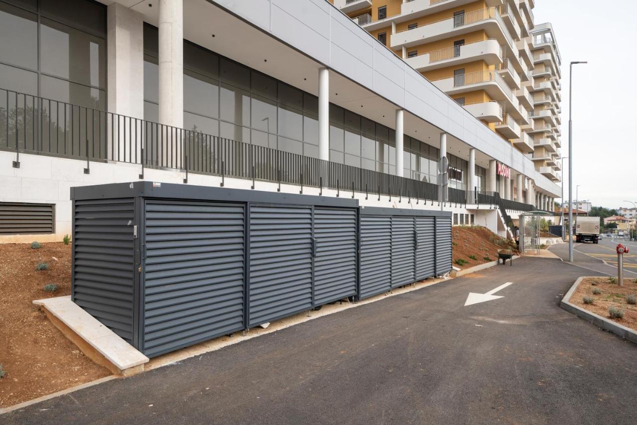 Apartament Mannequin: Sea View, Private Parking In The Garage Rijeka Zewnętrze zdjęcie